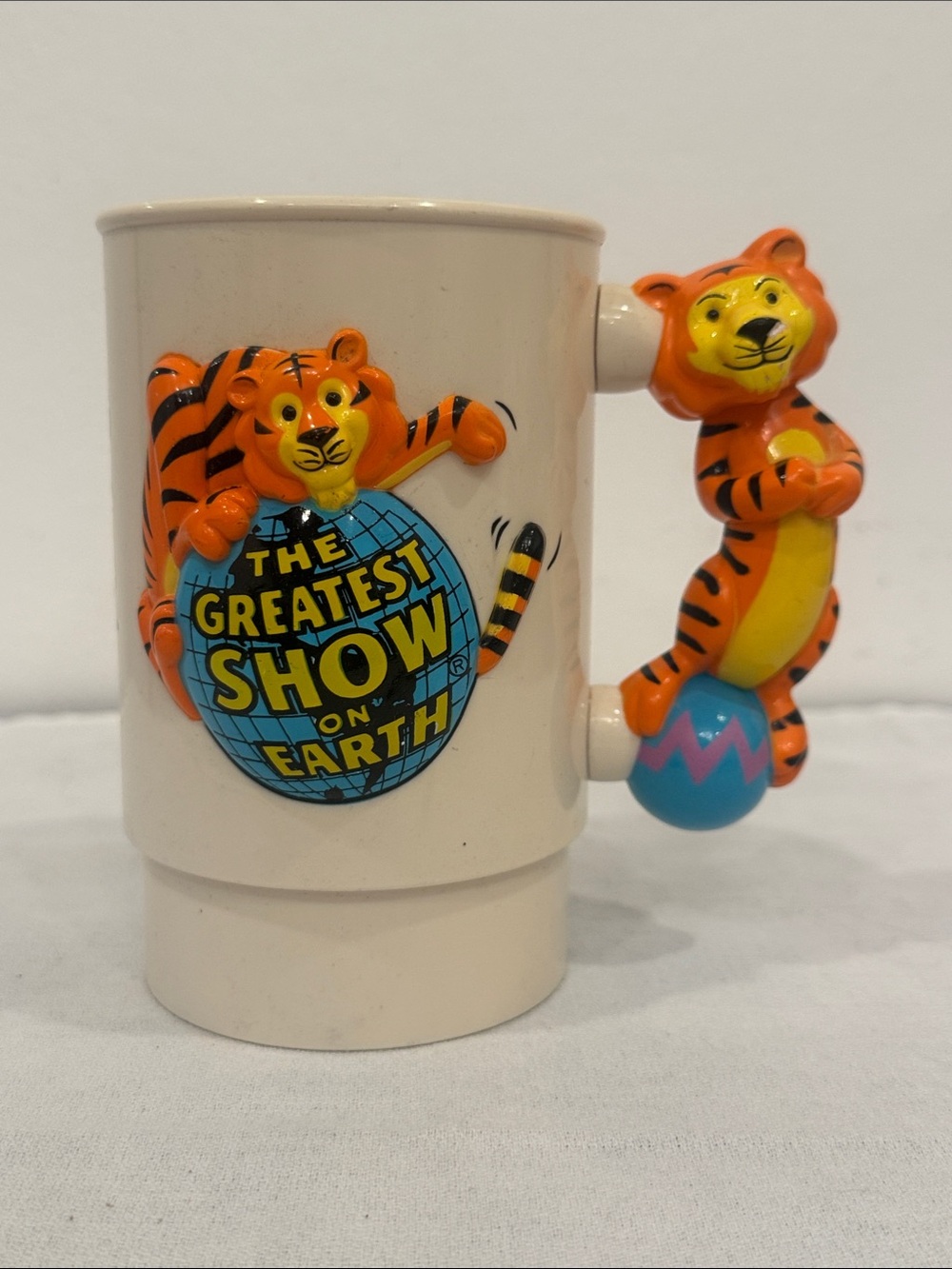 Vintage Ringling Bros Barnum & Bailey Circus 3D Tiger Plastic Mug Cup